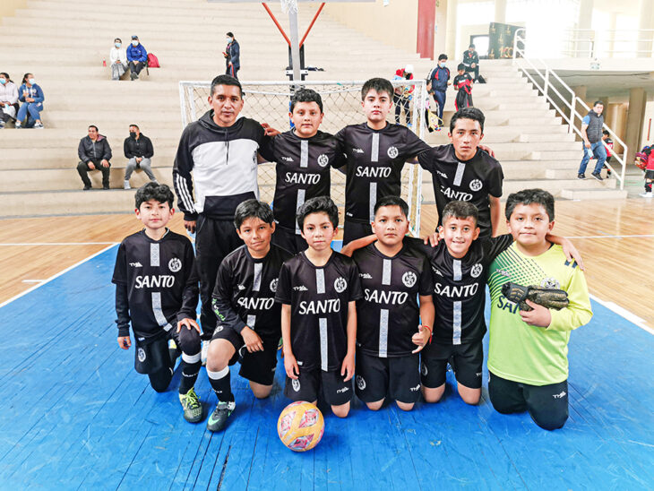 Interescolar de Fútbol Sala: Intensos partidos en la fase grupal - El  Heraldo