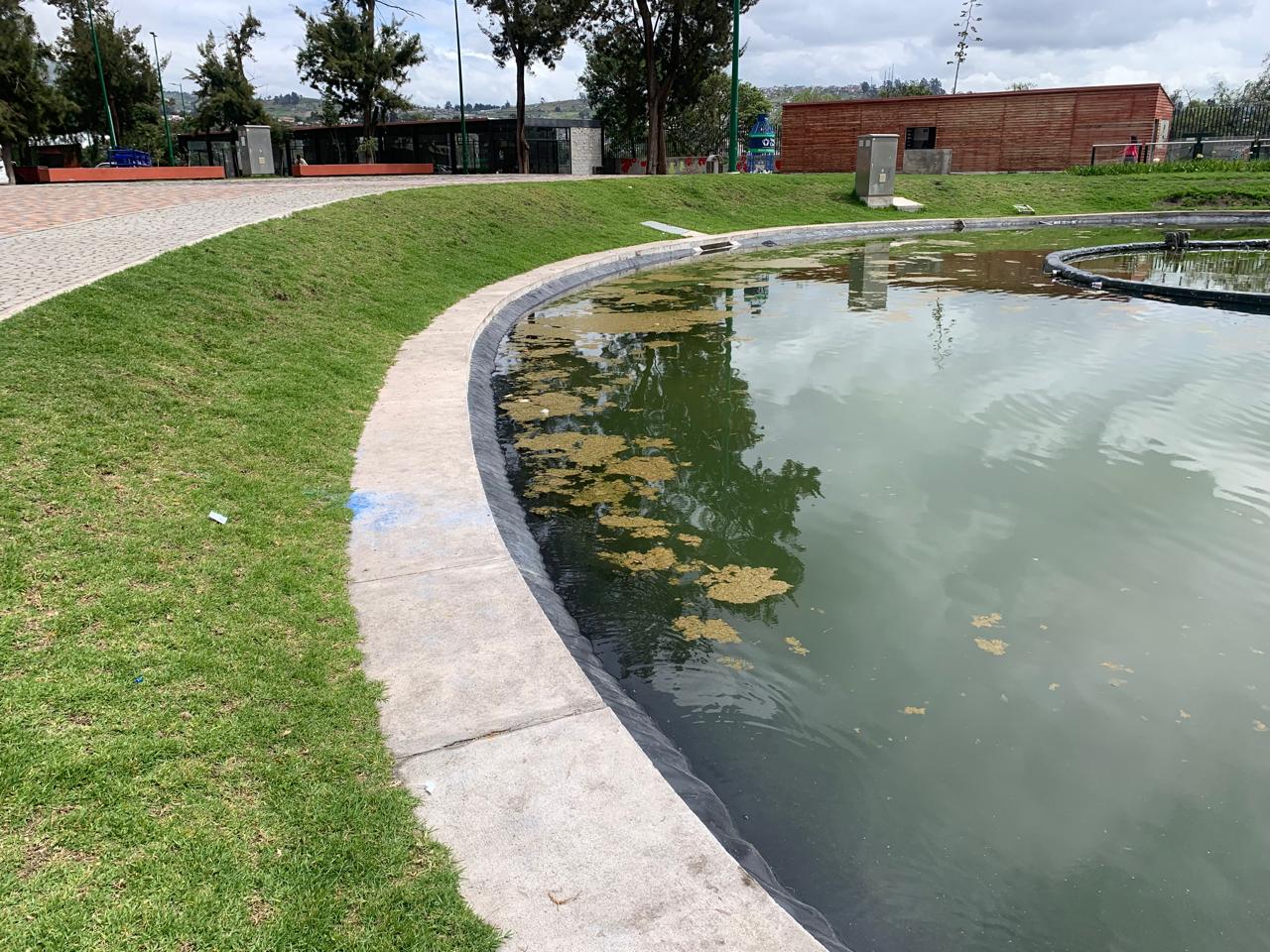 Descuido de mantenimiento en parques La Laguna y Las Flores - El Heraldo